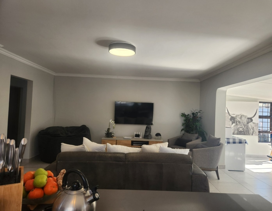  Bedroom Property for Sale in King George Park Western Cape